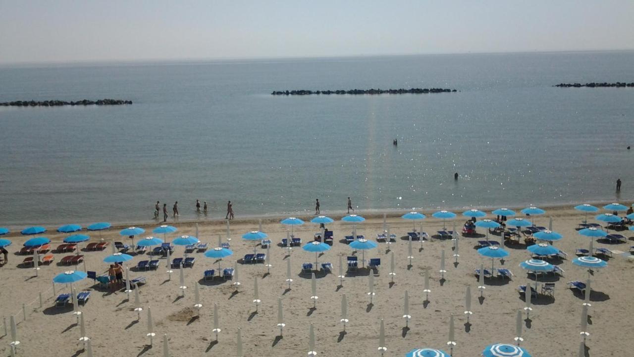 Giovanni In Romantic Adria On The Beach Daire Lido di Pomposa Dış mekan fotoğraf